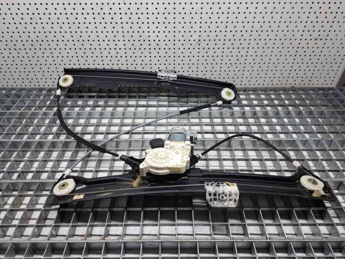 Macara electrica geam stanga fata Bmw 5 Touring (E61) [Fabr 2004-2010] 7034351S / 7075667E