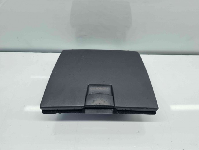  Sertar bord Hyundai Santa Fe 2 (CM) [Fabr 2005-2012] 84745-2B000