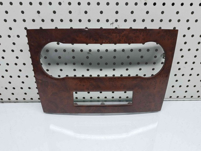 Ornament bord Mercedes Clasa B (W245) [Fabr 2005-2011] A1696802239