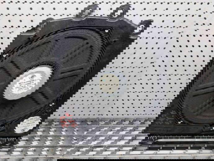 Subwoofer Bmw 5 Touring (E61) [Fabr 2004-2010] 65136929100-01