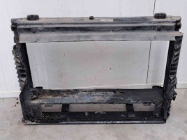 Suport radiator Bmw 5 Touring (E61) [Fabr 2004-2010] 7800989