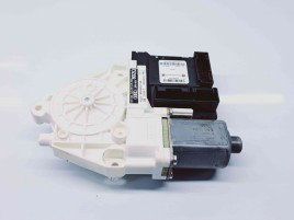 Motoras geam stanga fata Audi A3 Sportback (8PA) [Fabr 2004-2013] 8P0959802Q