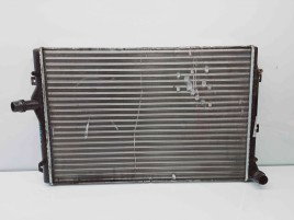 Radiator apa Audi A3 Sportback (8PA) [Fabr 2004-2013] 65281A 2.0 TDI CBAB 2.0 TDI CBAB 103KW / 140CP