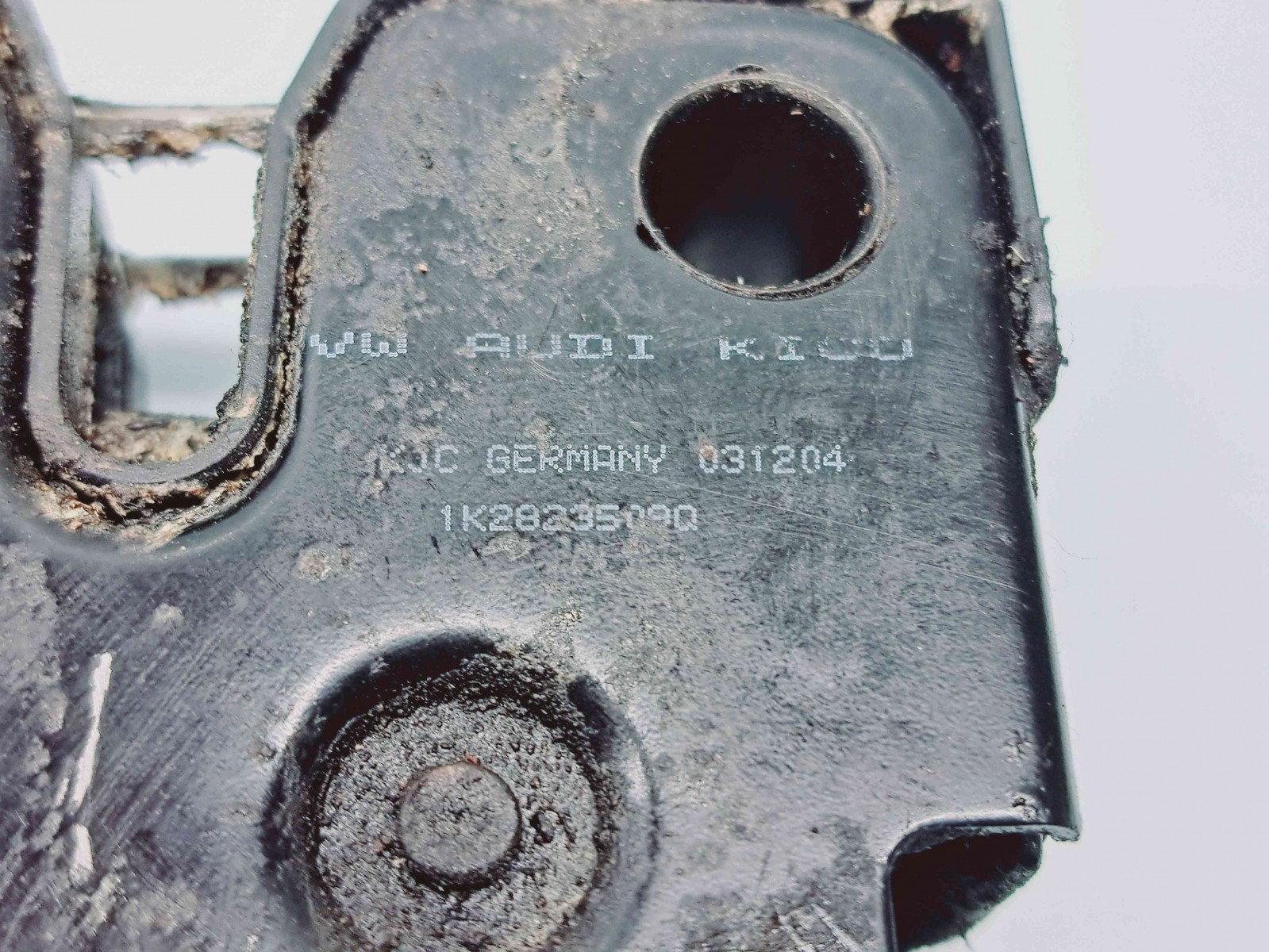 Broasca capota Volkswagen Golf 5 (1K1) [Fabr 2004-2008] 1K2823509Q - imagine 3