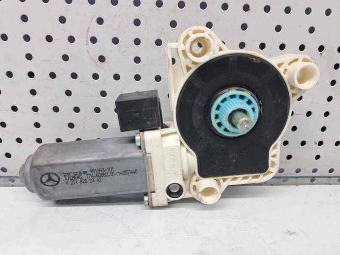 Motoras geam stanga spate Mercedes Clasa E (W211) [Fabr 2002-2009] A2118202342