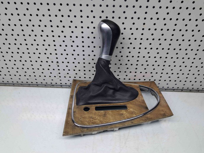 Nuca schimbator Mercedes Clasa E (W211) [Fabr 2002-2009] A2112675410 2.2 CDI 646821 