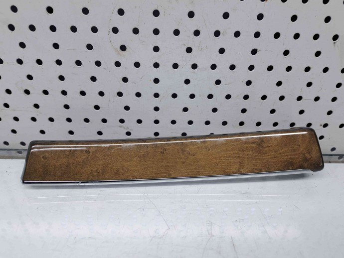 Ornament bord Mercedes Clasa E (W211) [Fabr 2002-2009] A2116800771