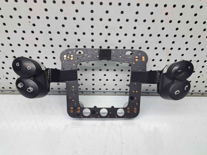 Buton comenzi volan Mercedes Clasa E (W211) [Fabr 2002-2009] A2308202410 / A2308202310
