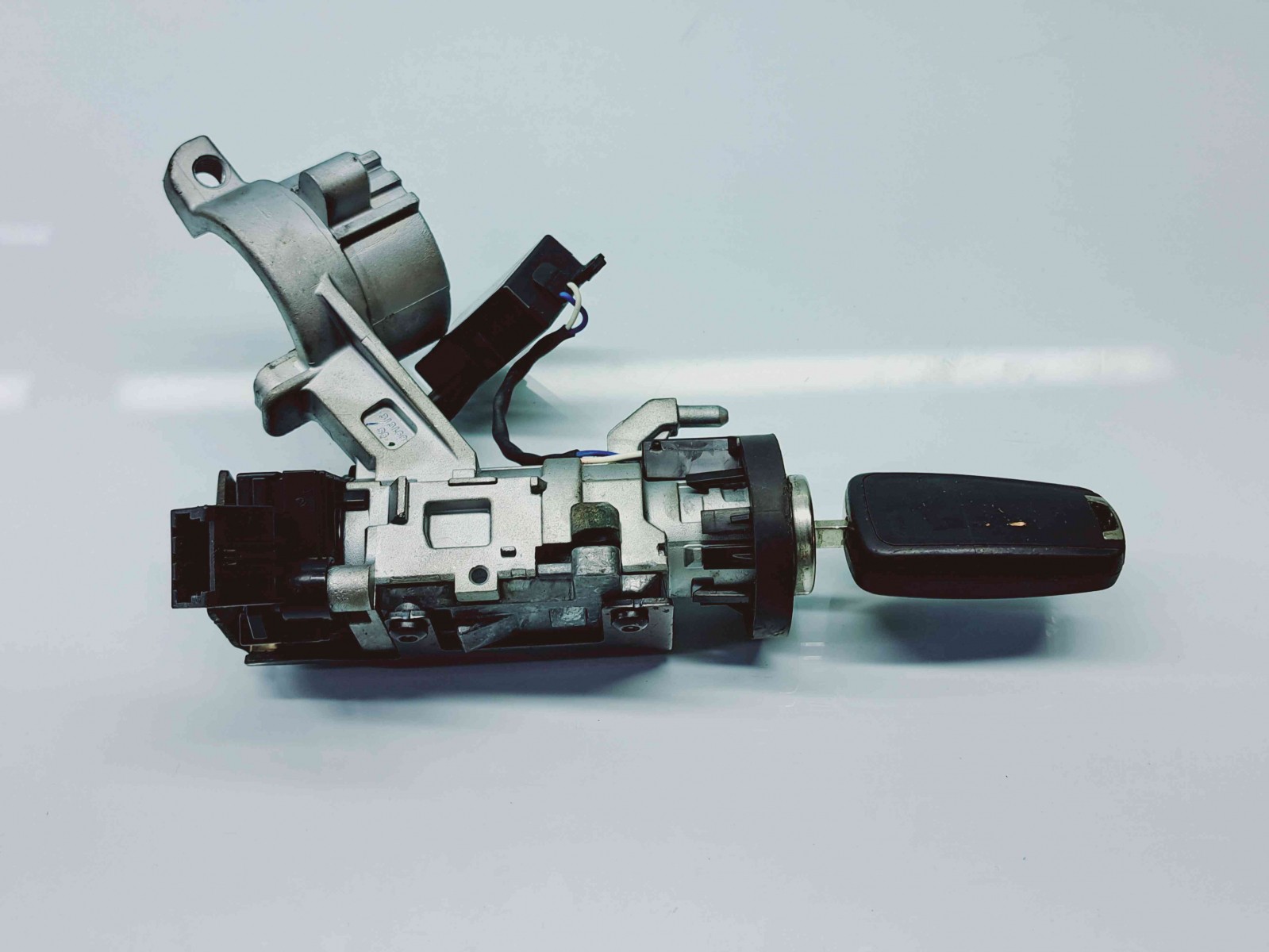 Contact cu cheie Opel Astra J [Fabr 2009-2015] 20912838 1.6 Benz A16XER77KW / 105CP - imagine 1