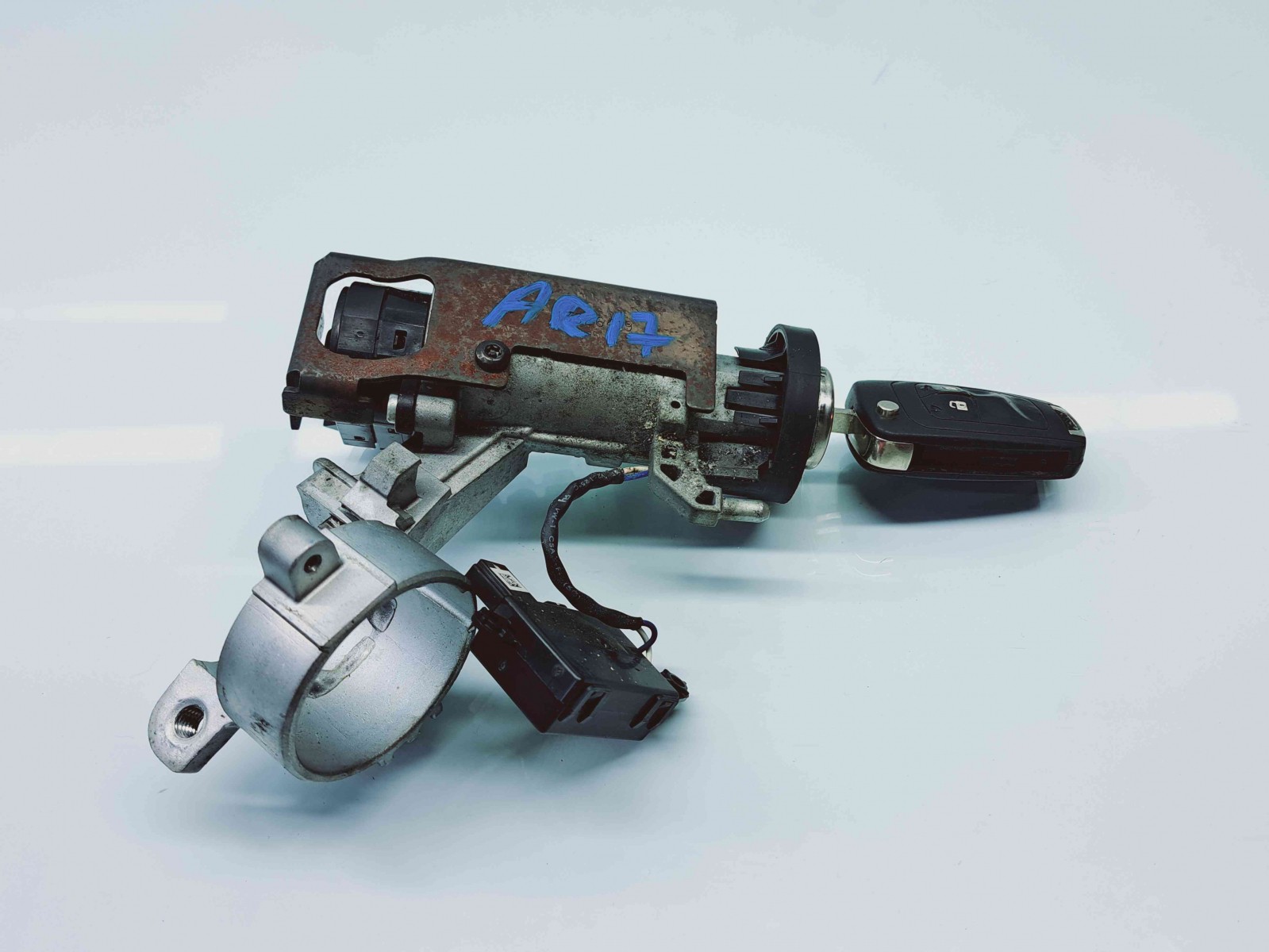 Contact cu cheie Opel Astra J [Fabr 2009-2015] 20912838 1.6 Benz A16XER77KW / 105CP - imagine 3