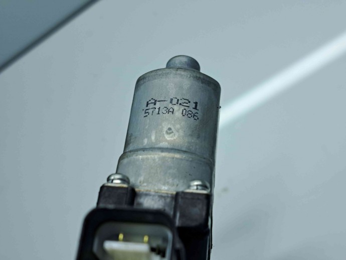 Macara electrica geam dreapta fata MITSUBISHI Outlander [Fabr 2006-2012] 5713A086