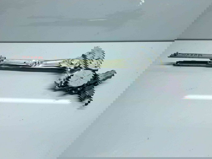 Macara electrica geam stanga fata MITSUBISHI Outlander [Fabr 2006-2012] 5713A085