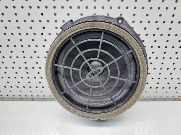 Boxa dreapta spate Audi A5 Sportback (8TA) [Fabr 2009-2015] 8R0035411