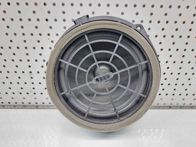 Boxa stanga spate Audi A5 Sportback (8TA) [Fabr 2009-2015] 8R0035411