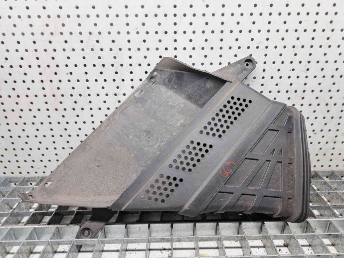 Difuzor captare aer Audi A5 Sportback (8TA) [Fabr 2009-2015] 8K0129618K