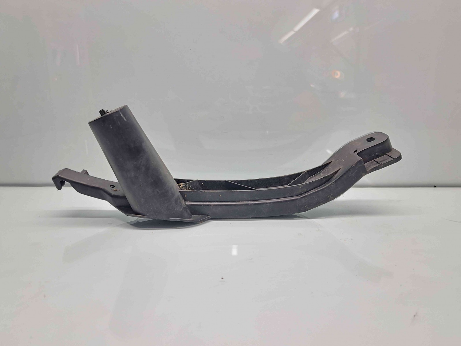 Suport far stanga Volkswagen Jetta 3 (1K2) [Fabr 2005-2010] 1K0807889B - imagine 4