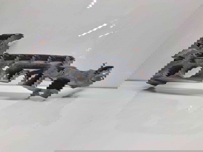 Suport far stanga Audi A3 Sportback (8PA) [Fabr 2004-2013] 8P0805607