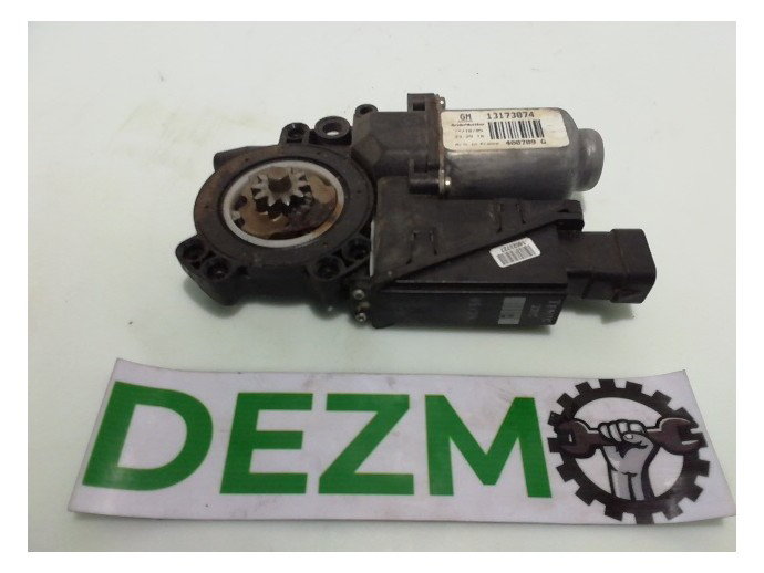 Motoras macara geam dreapta fata Opel Corsa C 1.3 LN9 13173074 2000-2005