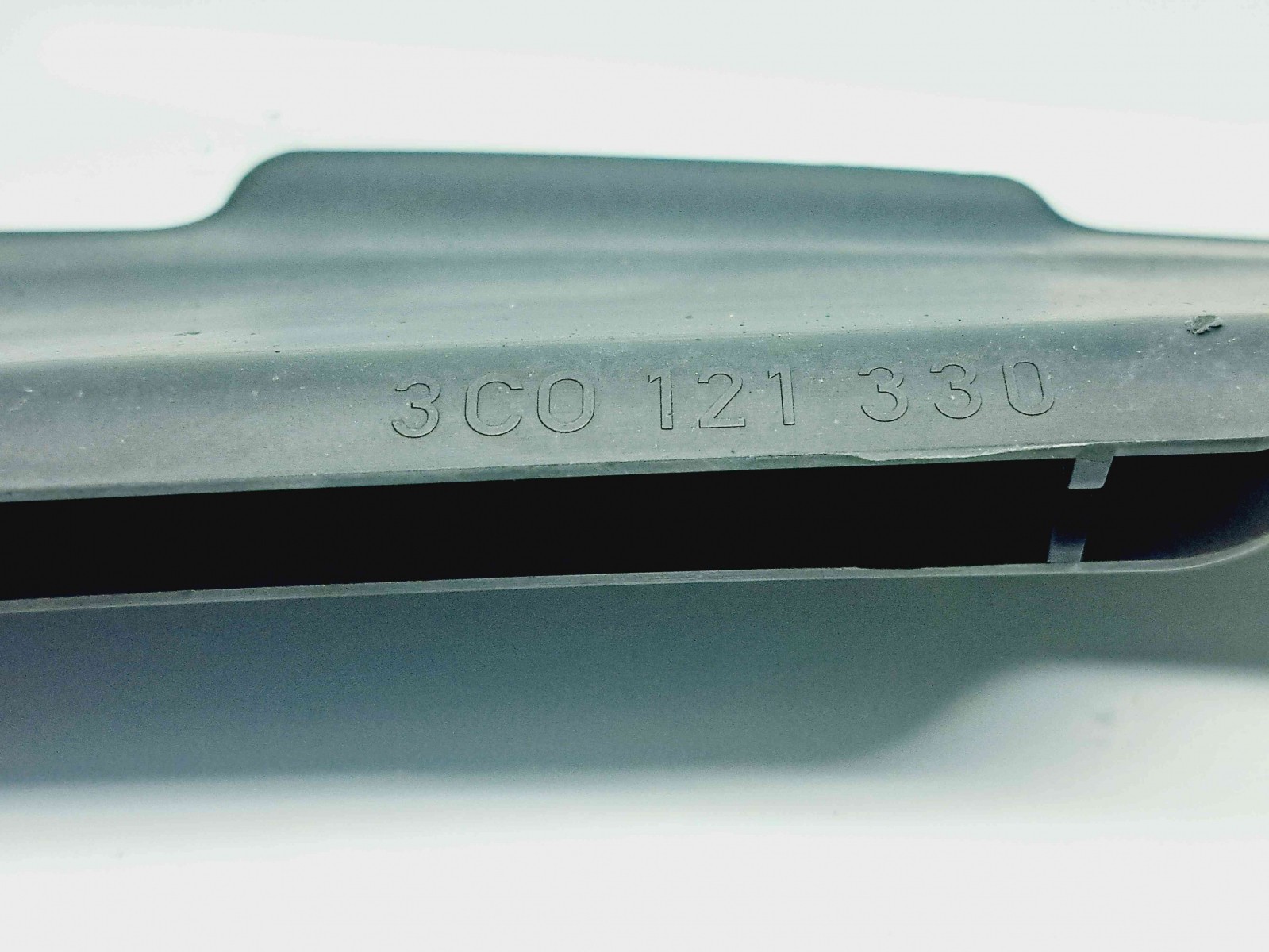 Deflector aer Volkswagen Passat B6 (3C2) [Fabr 2005-2010] 3C0121330 - imagine 4