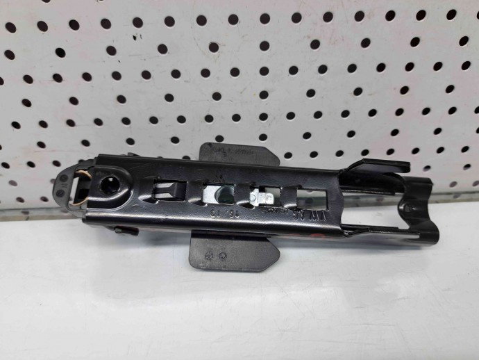 Mecanism reglare inaltime centura stanga fata Audi A5 Sportback (8TA) [Fabr 2009-2015] 8T8857833
