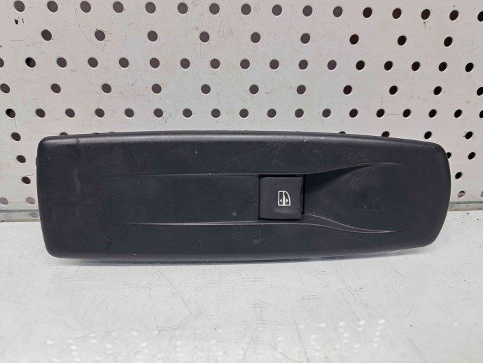Buton geam dreapta fata Renault Megane 3 [Fabr 2008-2015] 809800004R