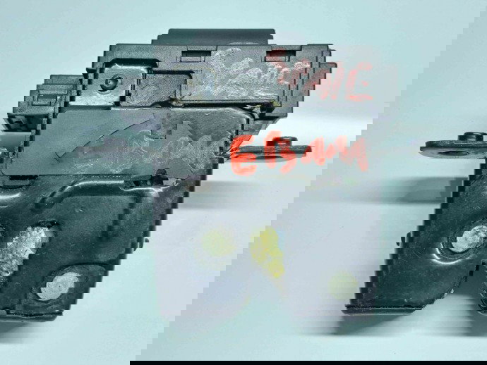 Broasca haion Nissan Qashqai +2 [Fabr 2008-2013] 90502EY10D