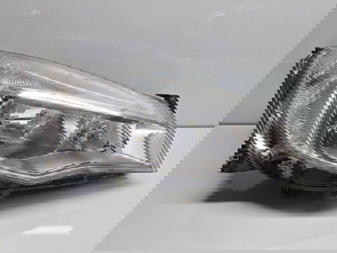  Far dreapta Opel Astra J [Fabr 2009-2015] 13253657