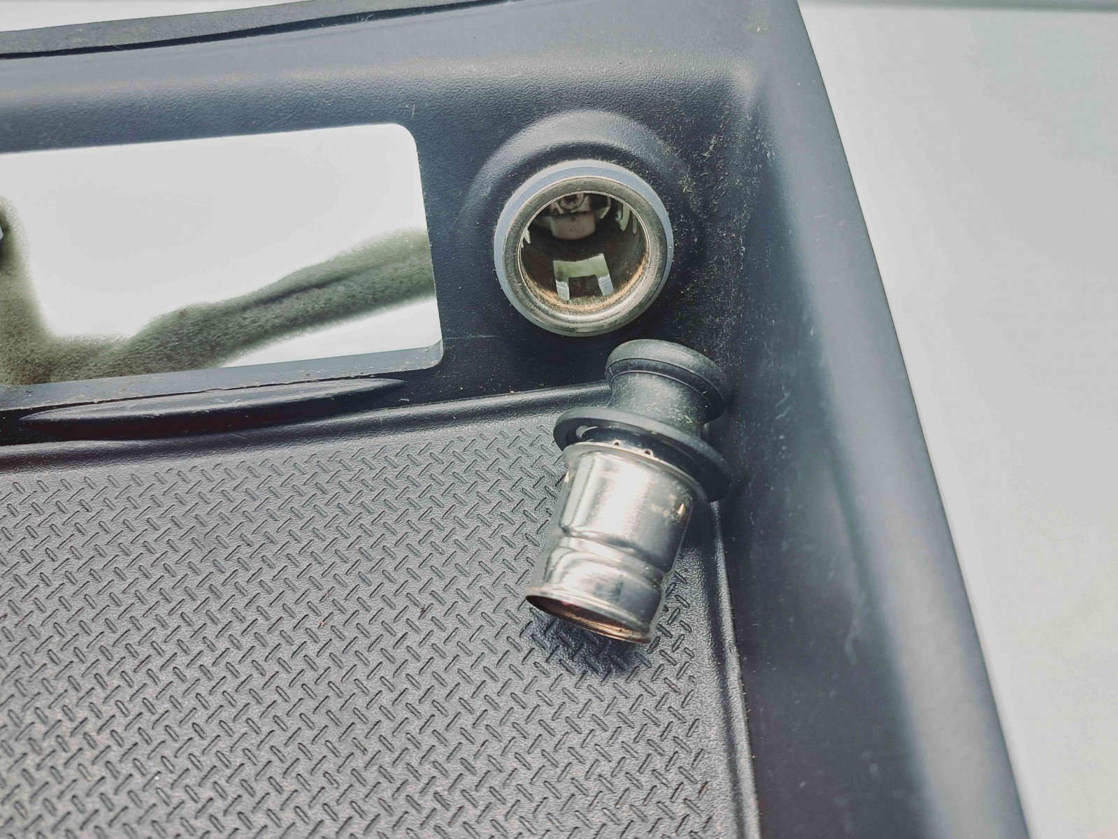 Sertar bord Hyundai Santa Fe 2 (CM) [Fabr 2005-2012] 84615-2B000 - imagine 2