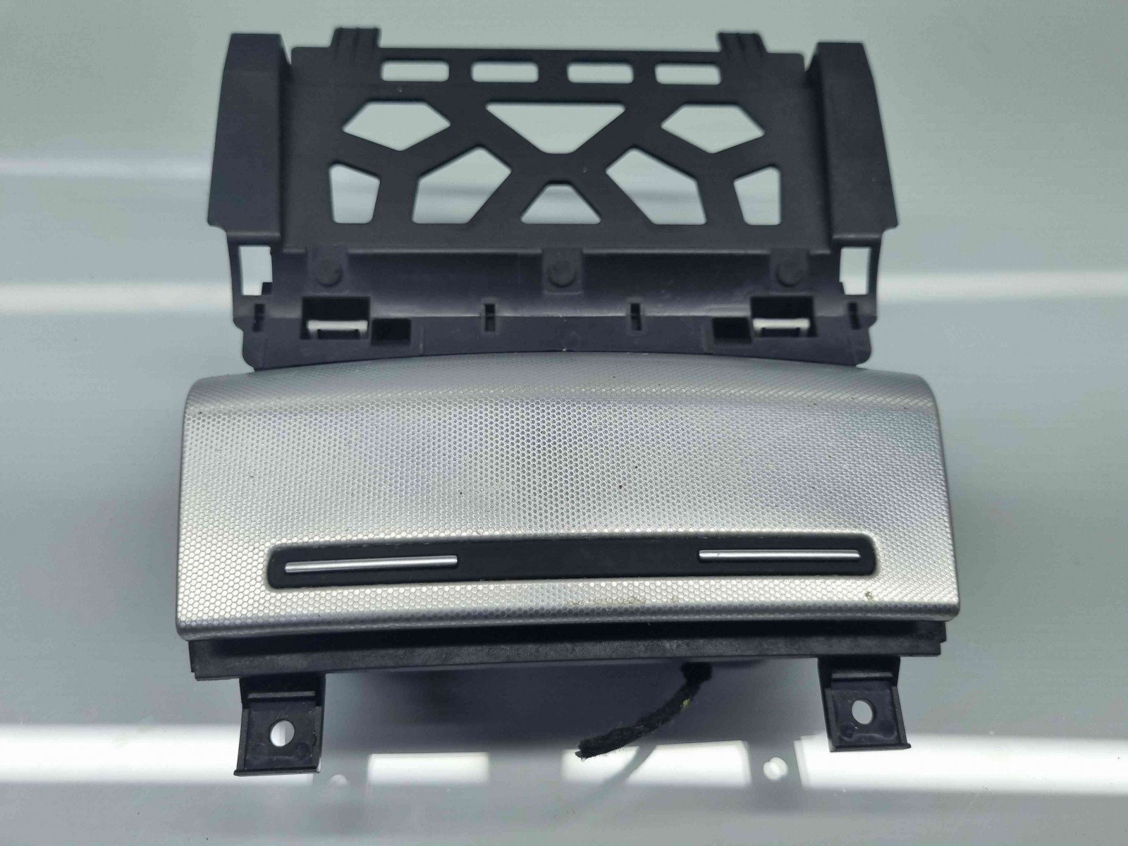 Scrumiera Audi A3 Sportback (8PA) [Fabr 2004-2013] 8P0857951