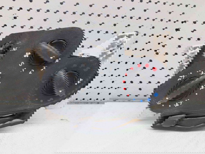 Panou comanda clima Dacia Logan (LS) [Fabr 2004-2012] 69577008