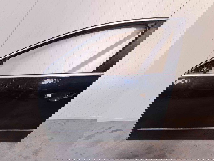 Usa stanga fata Volkswagen Passat B6 (3C2) [Fabr 2005-2010] LC9X