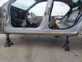 Prag lateral stanga Mercedes Clasa E (W211) [Fabr 2002-2009] OEM