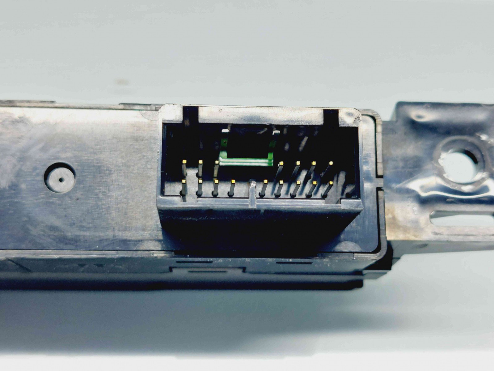 Panou media LAND ROVER RANGE ROVER SPORT (L320) [Fabr 2005-2009] YUL500570WUX - imagine 4