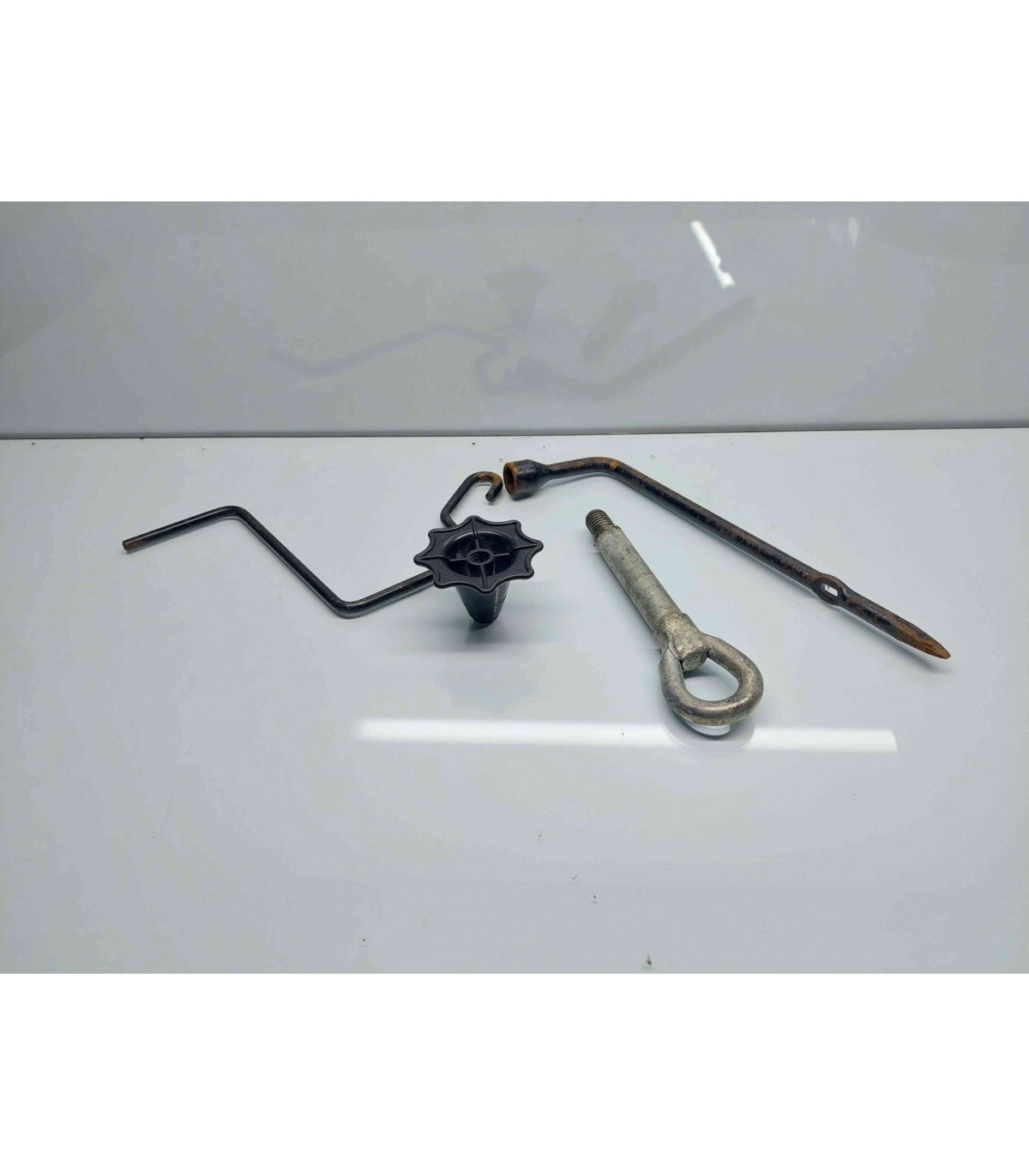  Set cric si cheie Opel Astra J [Fabr 2009-2015] 13255682