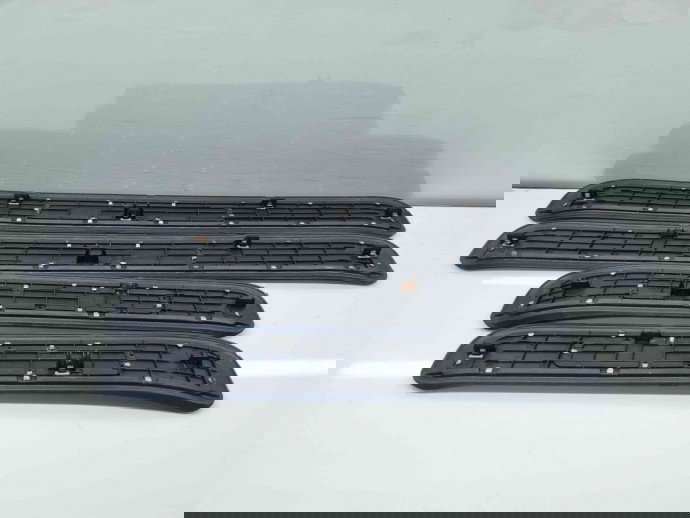 Set trimuri prag Kia Sportage II [Fabr 2004-2010] 85875-1F000 | 85885-1F000