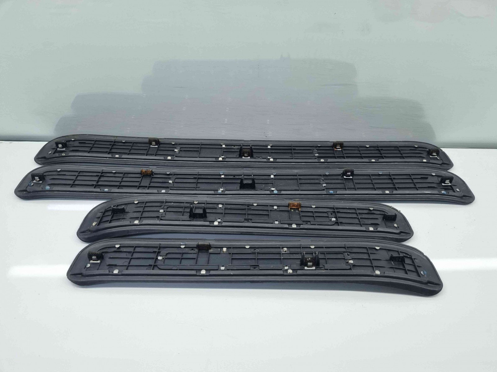 Set trimuri prag Kia Sportage II [Fabr 2004-2010] 85875-1F000 n 85885-1F000 - imagine 4