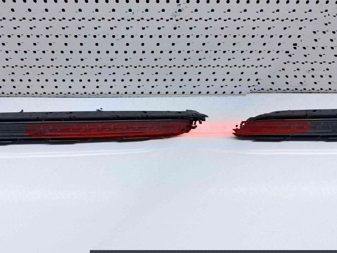 Stop auxiliar Mercedes Clasa E (W211) [Fabr 2002-2009] A2118200156