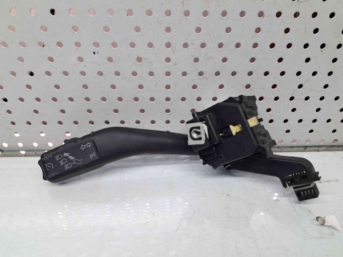 Maneta semnalizare Ford Focus C-Max [Fabr 2003-2007] 1K0953513G
