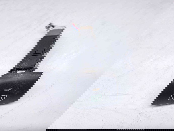 Buton dezaburire luneta Hyundai Santa Fe 1 (SM) [Fabr 2000-2006] 93710 26500