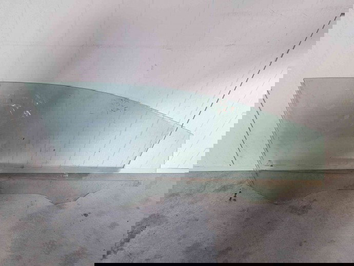 Geam usa dreapta fata Ford Fiesta 6 [Fabr 2008-prezent] OEM