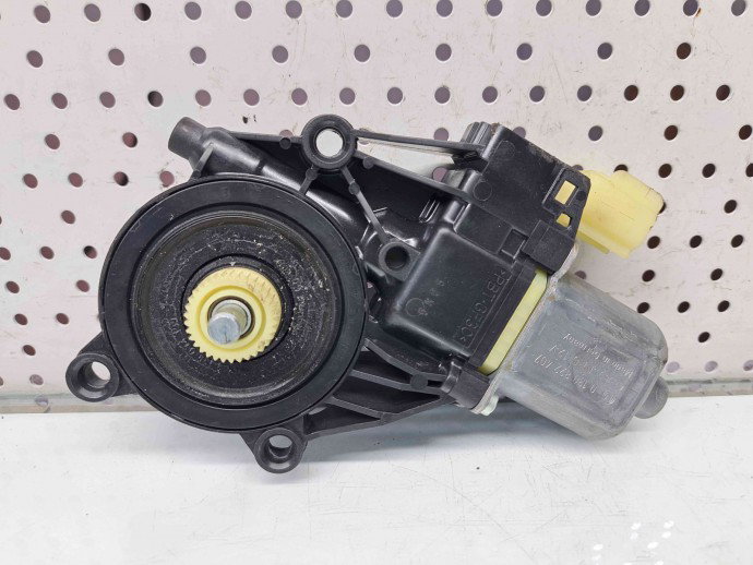 Motoras geam dreapta fata Ford Fiesta 6 [Fabr 2008-prezent] 8A61-14553-A / 0130822407