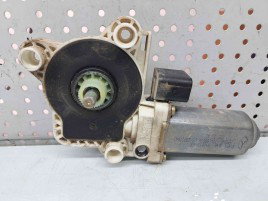 Motoras geam dreapta spate Mercedes Clasa E (W211) [Fabr 2002-2009] A2118202342