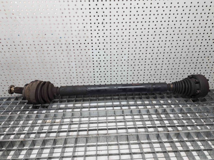Planetara dreapta fata Skoda Rapid (NH3) [Fabr 2012-prezent] OEM 1.6 TDI CAYC