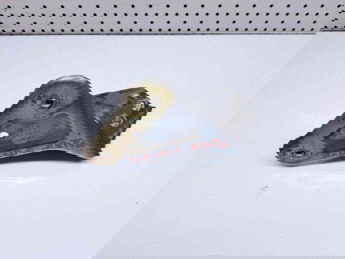 Suport aripa dreapta fata Skoda Rapid (NH3) [Fabr 2012-prezent] 5JA821142A