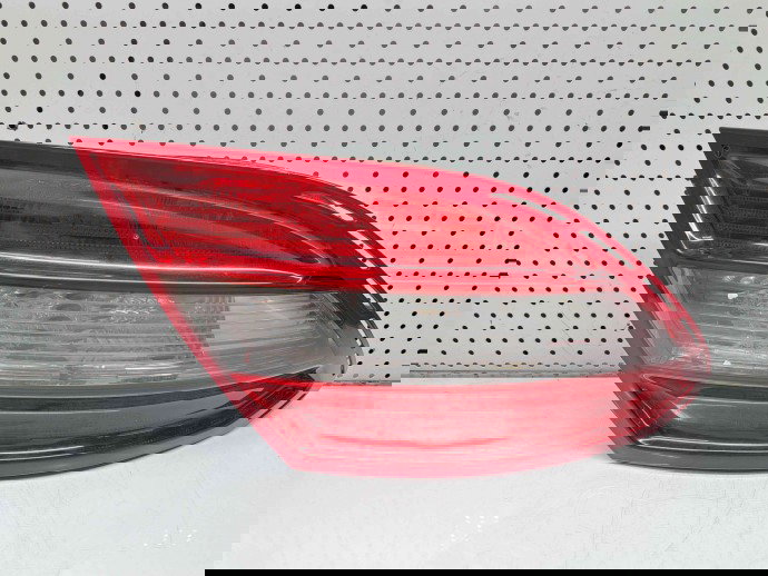 Stop aripa stanga Mercedes Clasa C (W204) [Fabr 2007-2014] 2048202964L