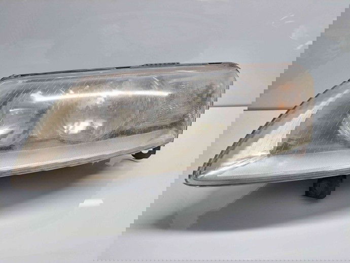  Far stanga Audi A6 (4F2, C6) [Fabr 2004-2010] 4F0941003