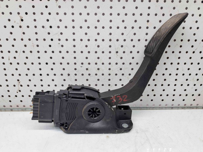 Pedala acceleratie Ford Fiesta 6 [Fabr 2008-prezent] 8V21-9F836-AA