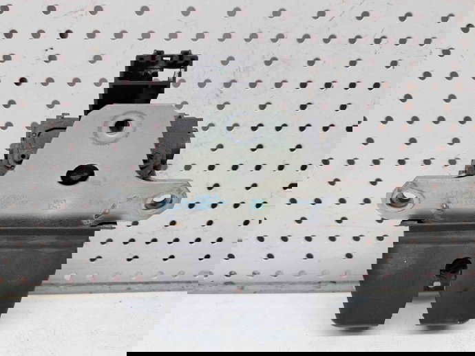 Broasca haion Ford Focus 3 (CB8) [Fabr 2011-2015] 8M51-R442A66-AC