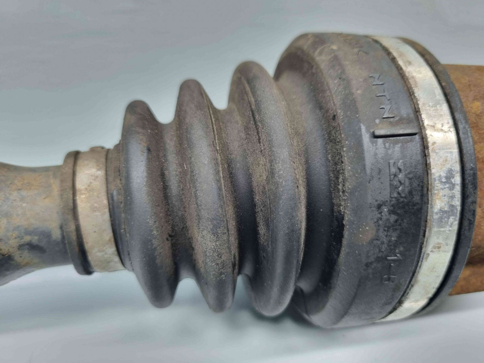 Planetara dreapta fata Renault Laguna 3 Combi [Fabr 2007-2015] 8200676172 1.5 DCI K9K780 78KW / 106CP 1.5 DCI K9K780 78KW / 106CP - imagine 5