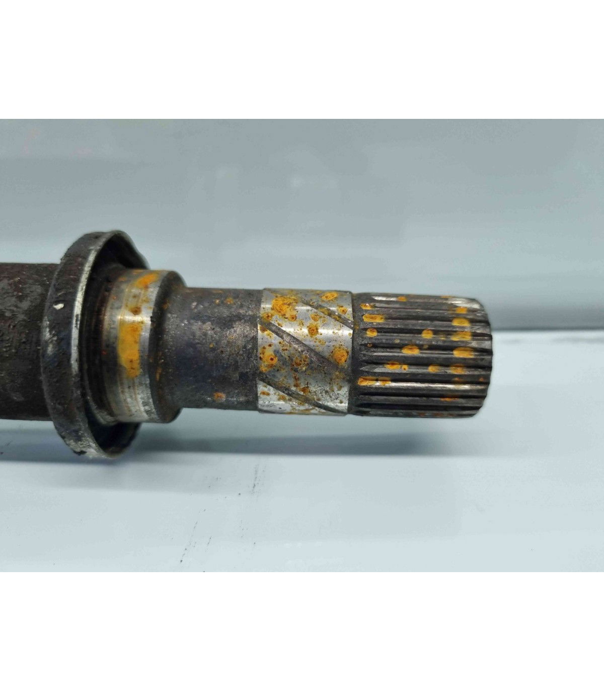 Planetara dreapta fata Renault Laguna 3 Combi [Fabr 2007-2015] 8200676172 1.5 DCI K9K780 78KW / 106CP 1.5 DCI K9K780 78KW / 106CP